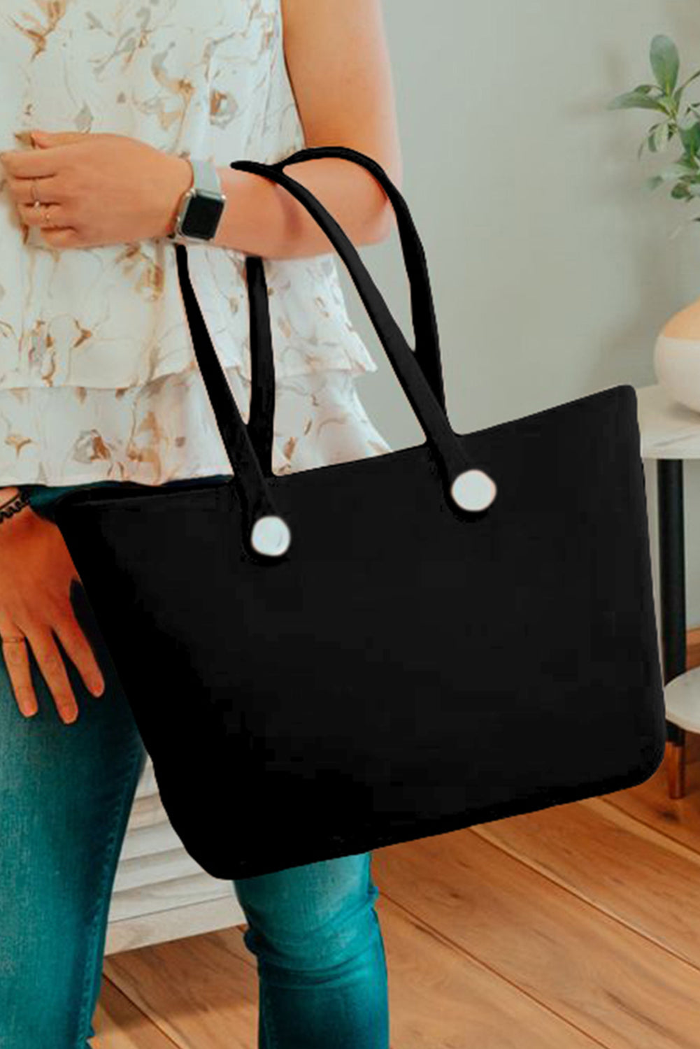 Pink Waterproof Tote Bag – Chic & Portable